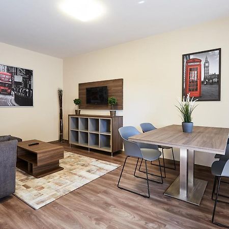 Ovar Apartman Mosonmagyaróvár 外观 照片
