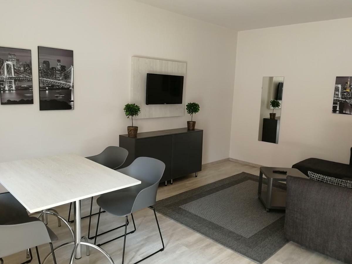Ovar Apartman Mosonmagyaróvár 外观 照片