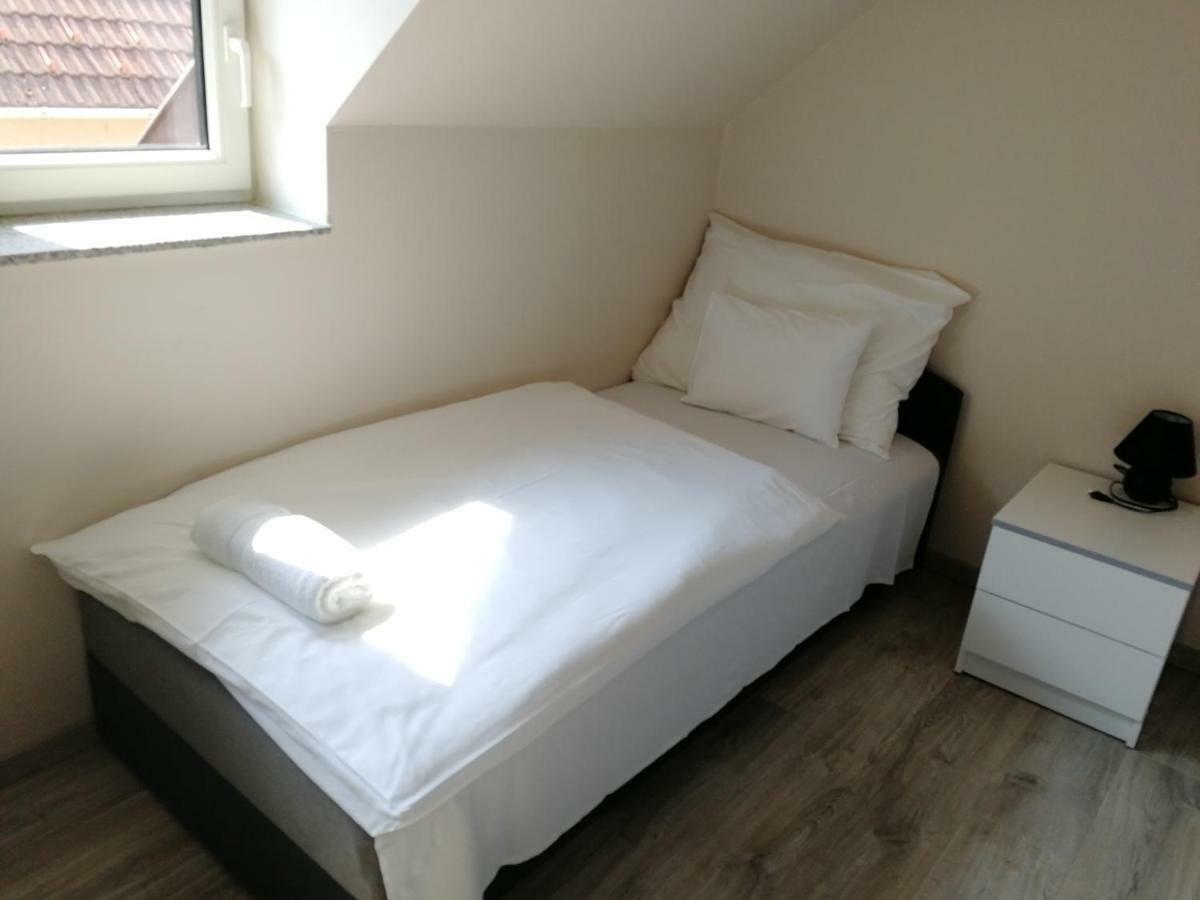 Ovar Apartman Mosonmagyaróvár 外观 照片
